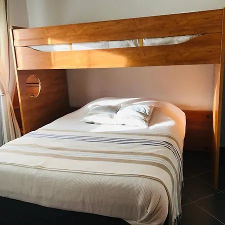 Punta Rossa Apartment *