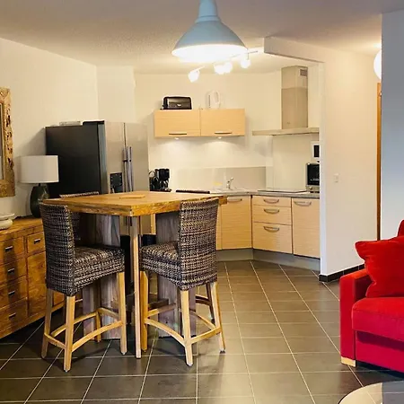 Punta Rossa Apartment *